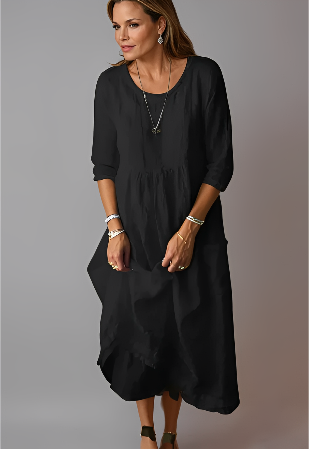 Hazel - Women's casual, loose-fit dress with 3/4 sleeves