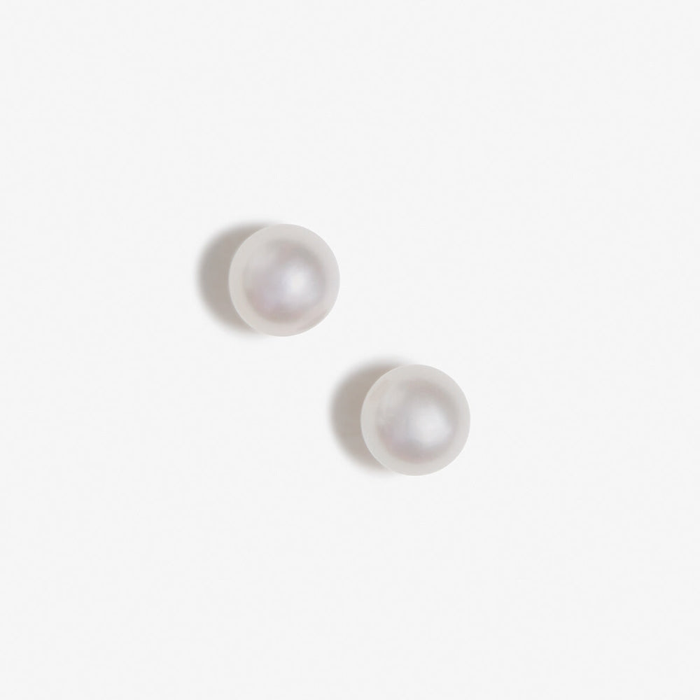 Lucia - Medium Classic Pearl Earrings