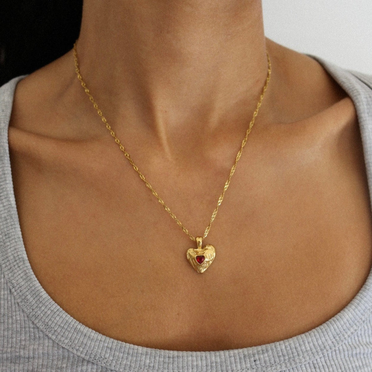 Vesper - Red Heart Necklace in Gold
