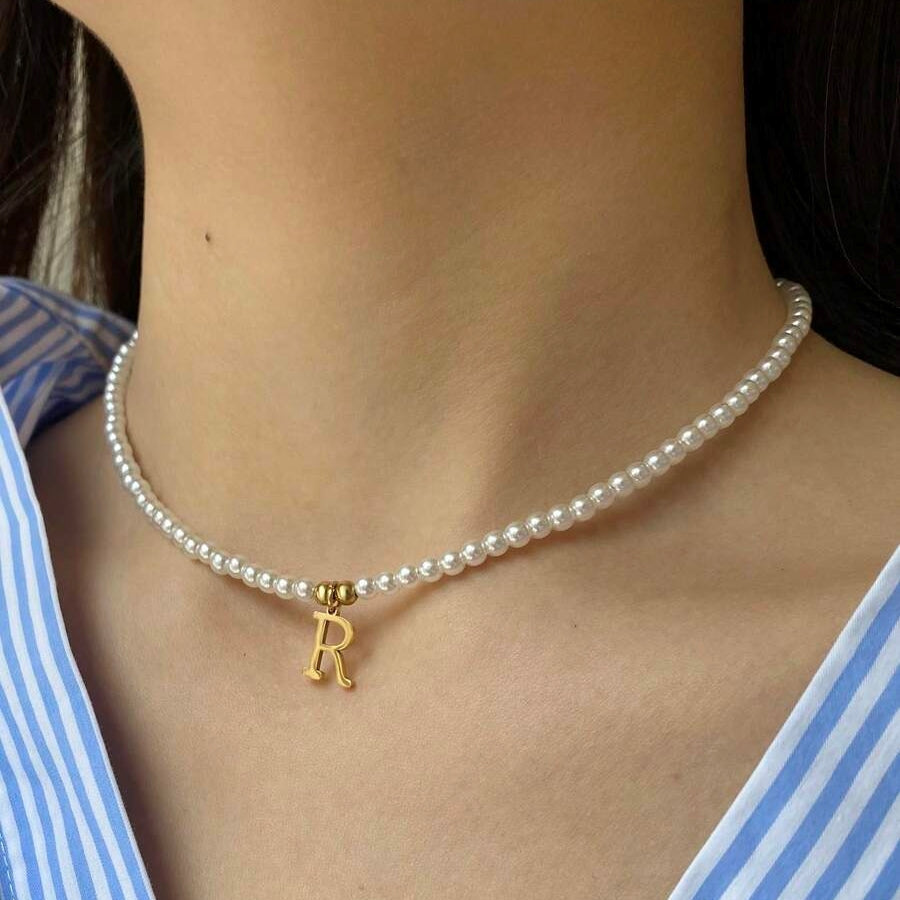Pearl necklace with initials - Custom pearl necklace