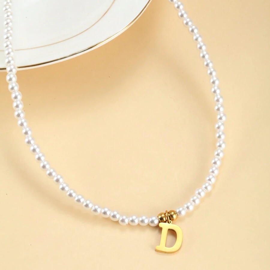Pearl necklace with initials - Custom pearl necklace