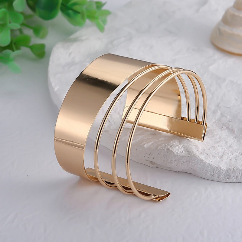 Yuki – Vintage classic bracelet in gold