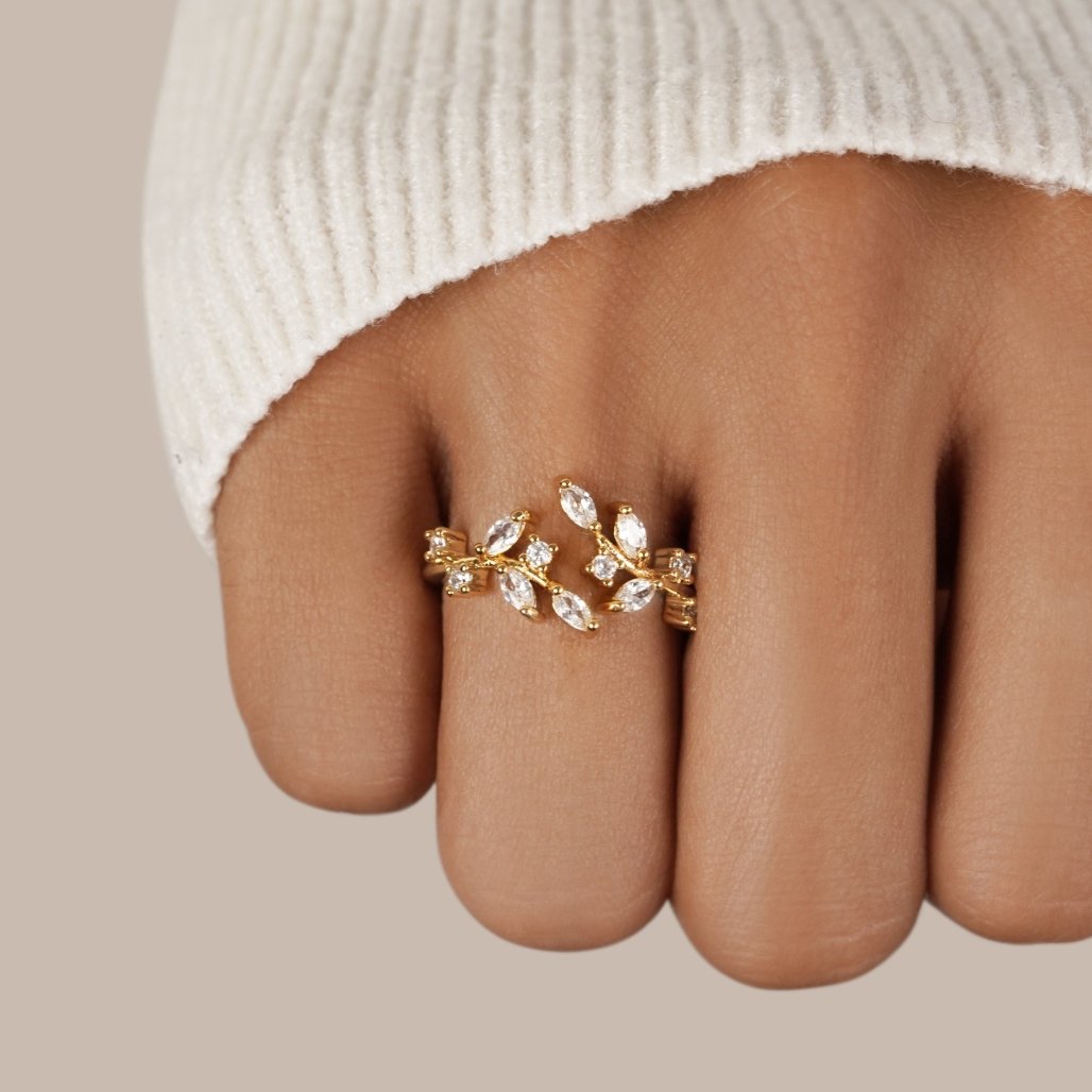 Aretha – Liana Radiant Ring