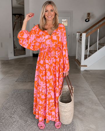 Veriana - Trendy V-Neck Dress