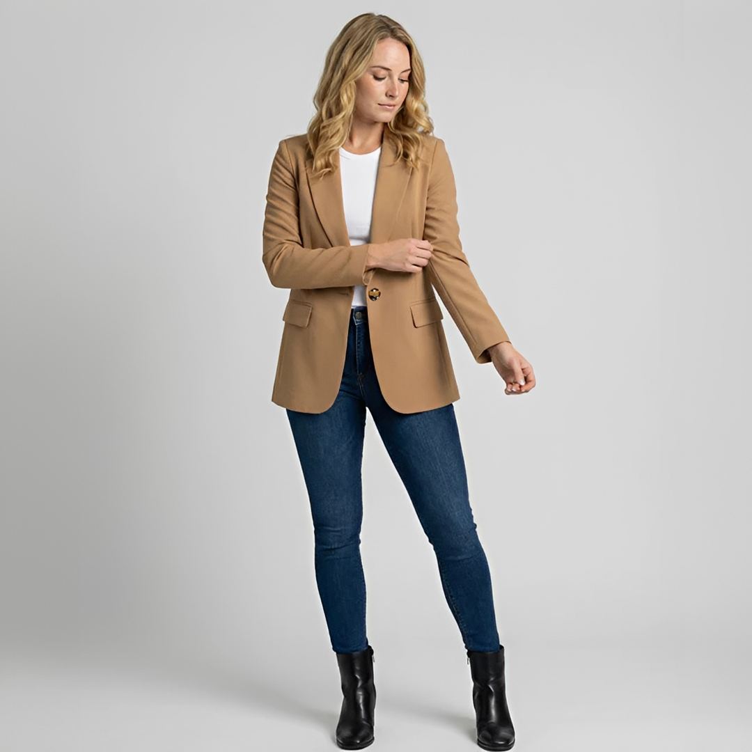 Chriselda - Fashionable Women's Blazer
