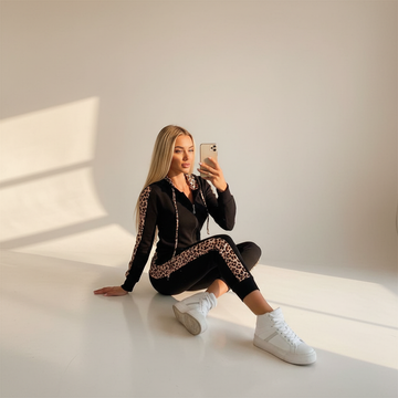 Krestell - Chic Zippered Pants Set