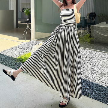 Cindy - Elegant Striped Maxi Dress