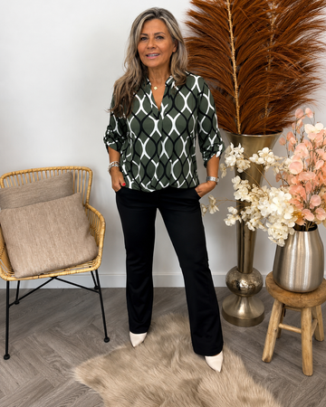 Brigitta - Elegant and Chic Blouse