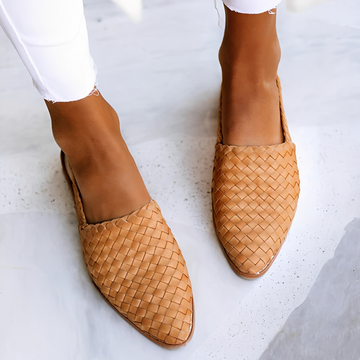 Dana - Timeless Sandals