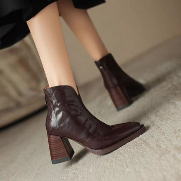 Alissa - Timeless Ankle Boots