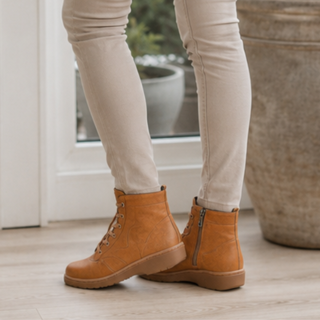 Yasamin - Stylish Ankle Boots