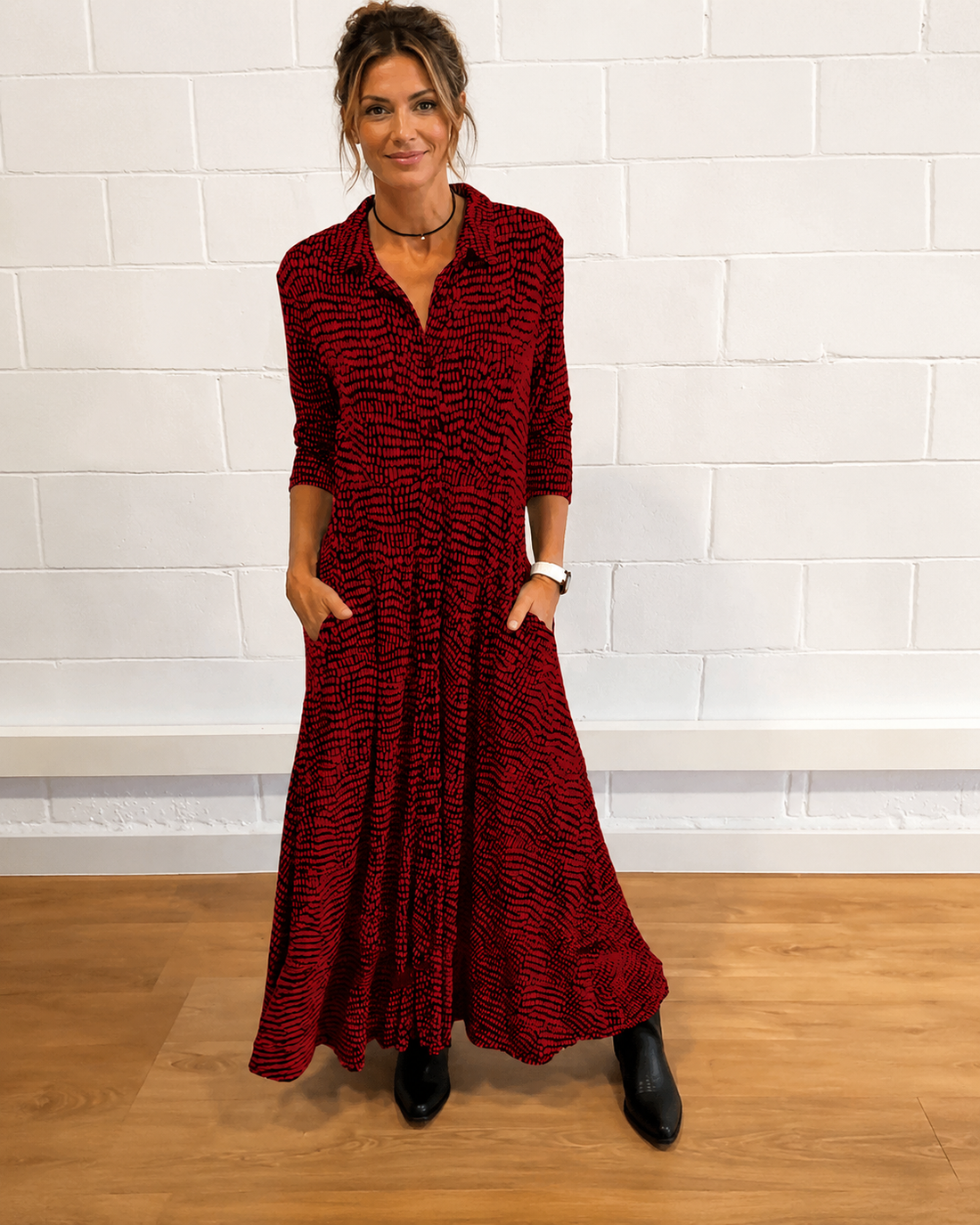 Damiana - Stylish V-Neck Dress with Collar
