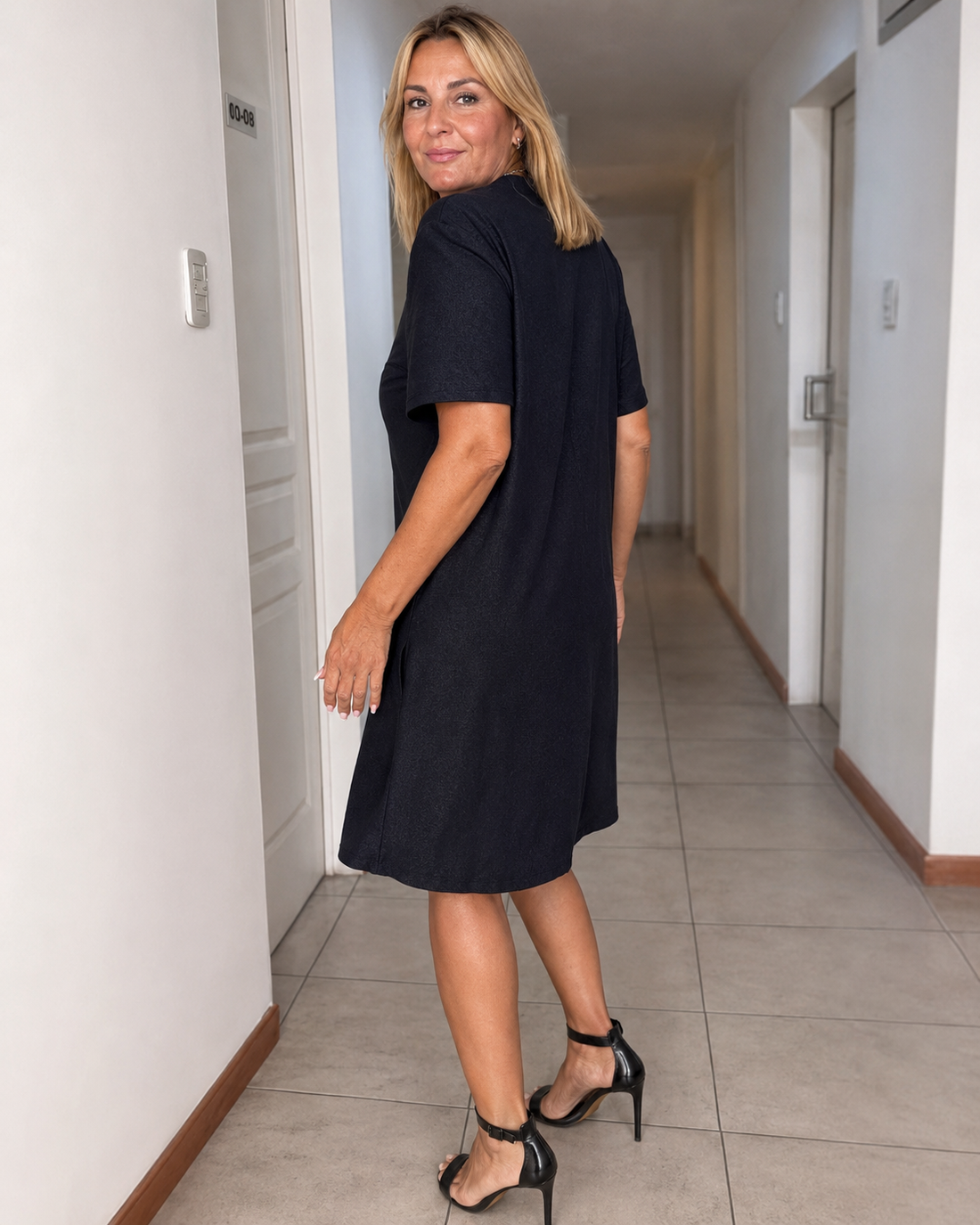 Marcelle - Trendy Midi Dress