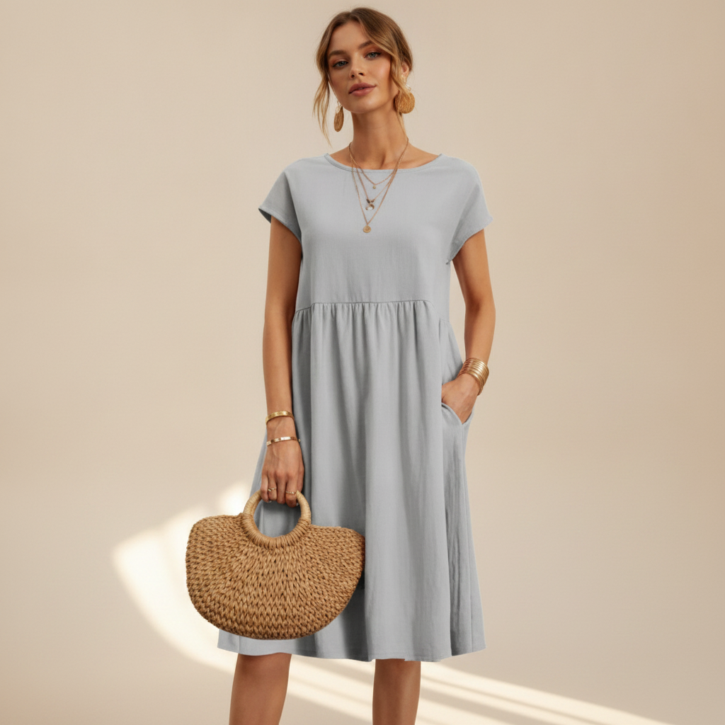 Nubia - Refined Round Neck Midi Dress