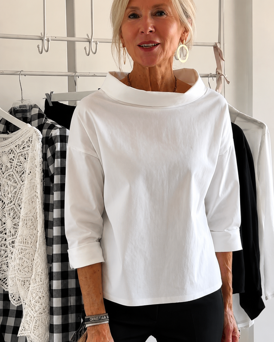 Elone - Trendy Loose Neck Blouse