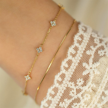 Zircon Flower Bracelet - Minimalist Bracelet