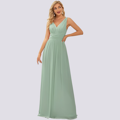 Maddie - Trendy sleeveless evening dress for women