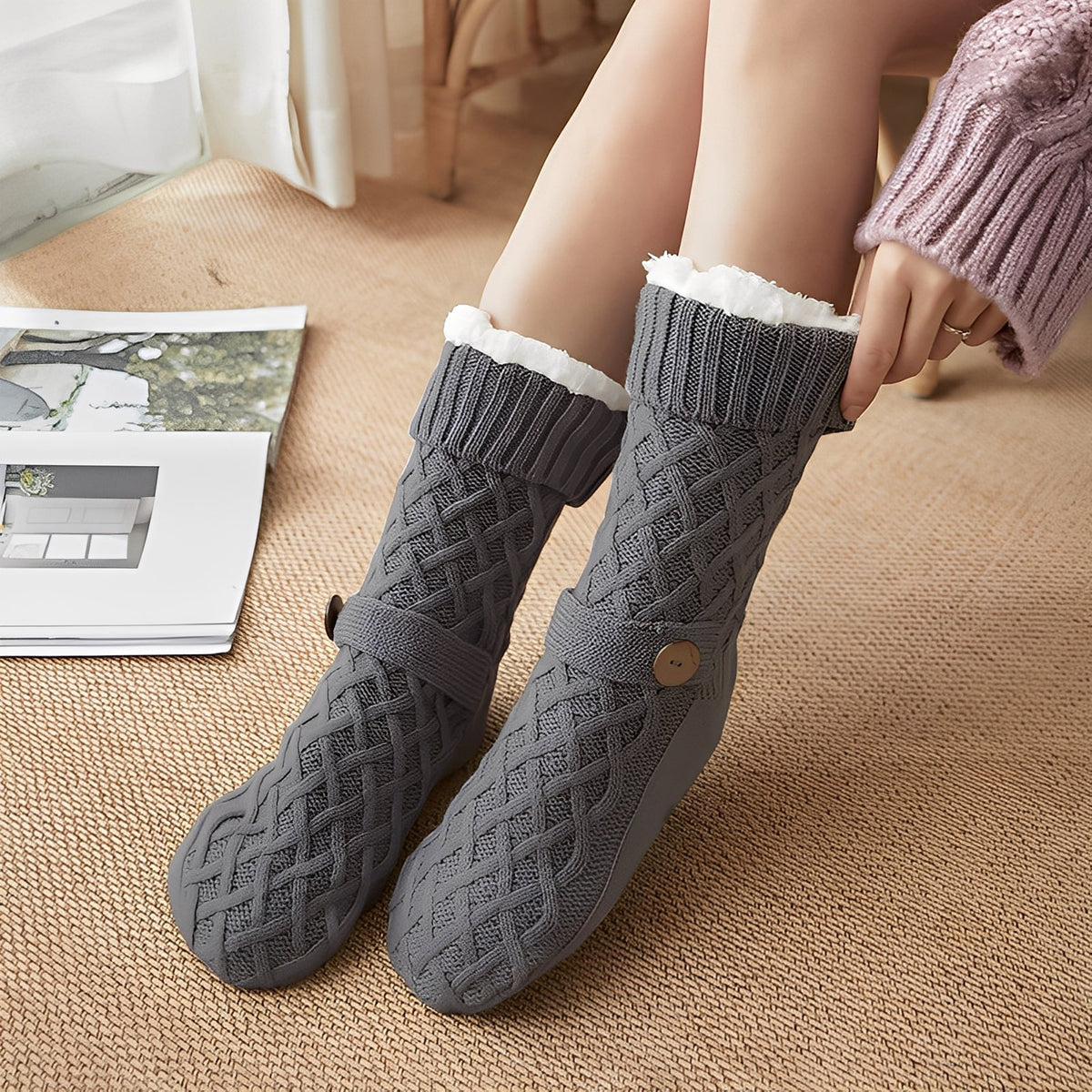 Lavina - Elegant and cozy socks