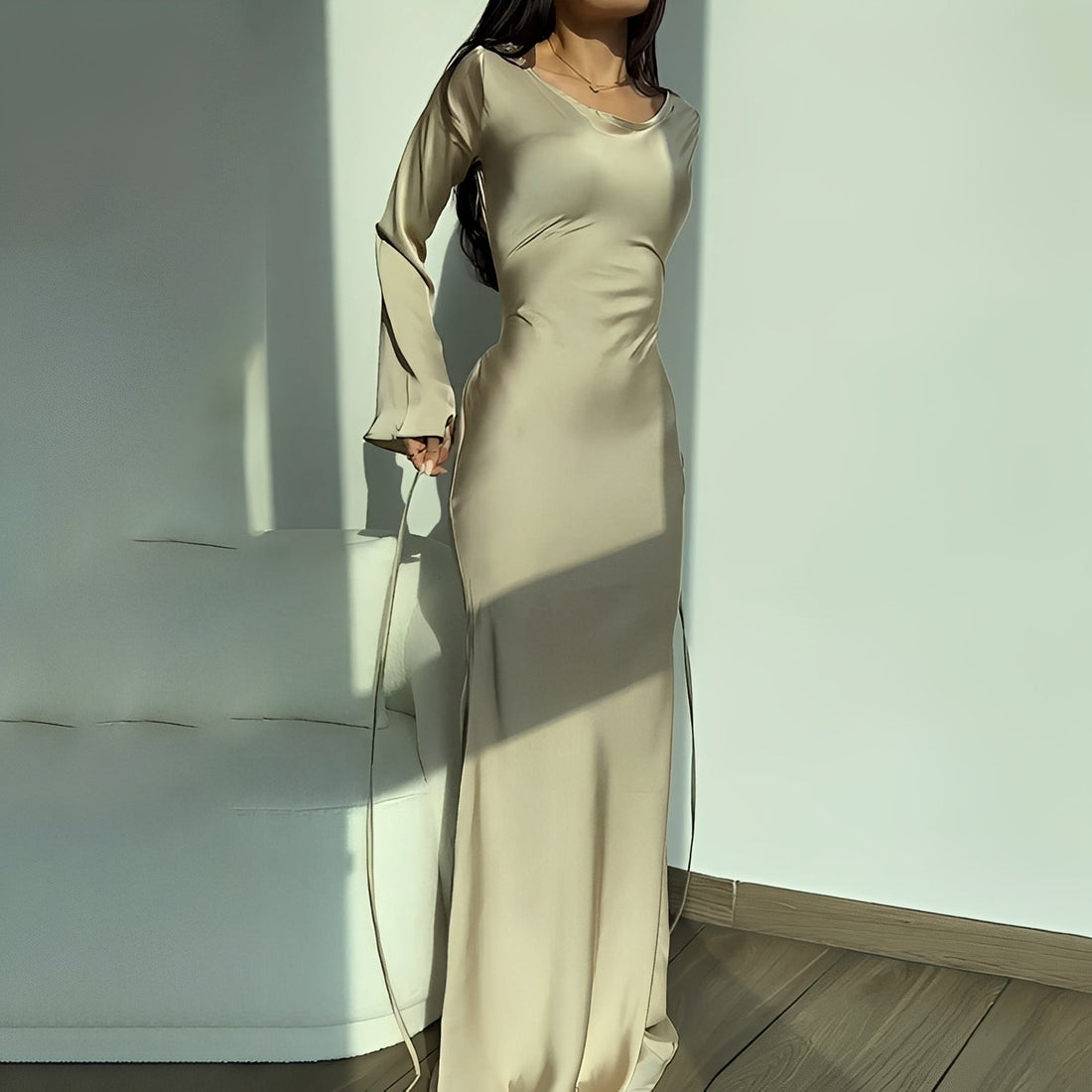 Anisa - Elegant long-sleeve dress for women