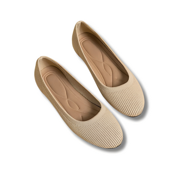 Pietra - Women's comfy round-toe footwear