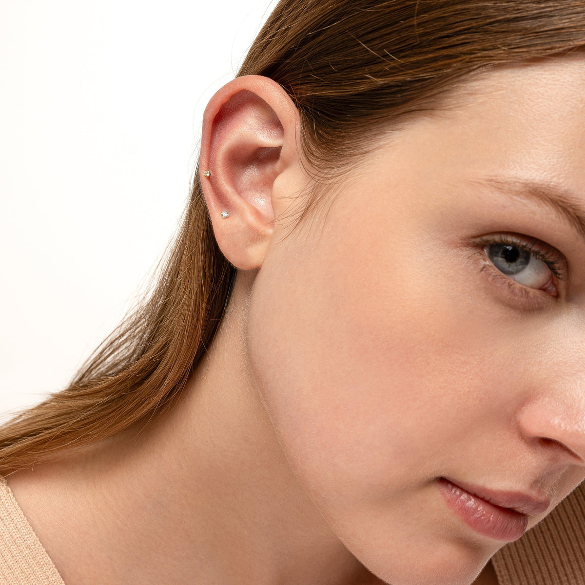 Sloane - Mini Bright Earrings of 2mm