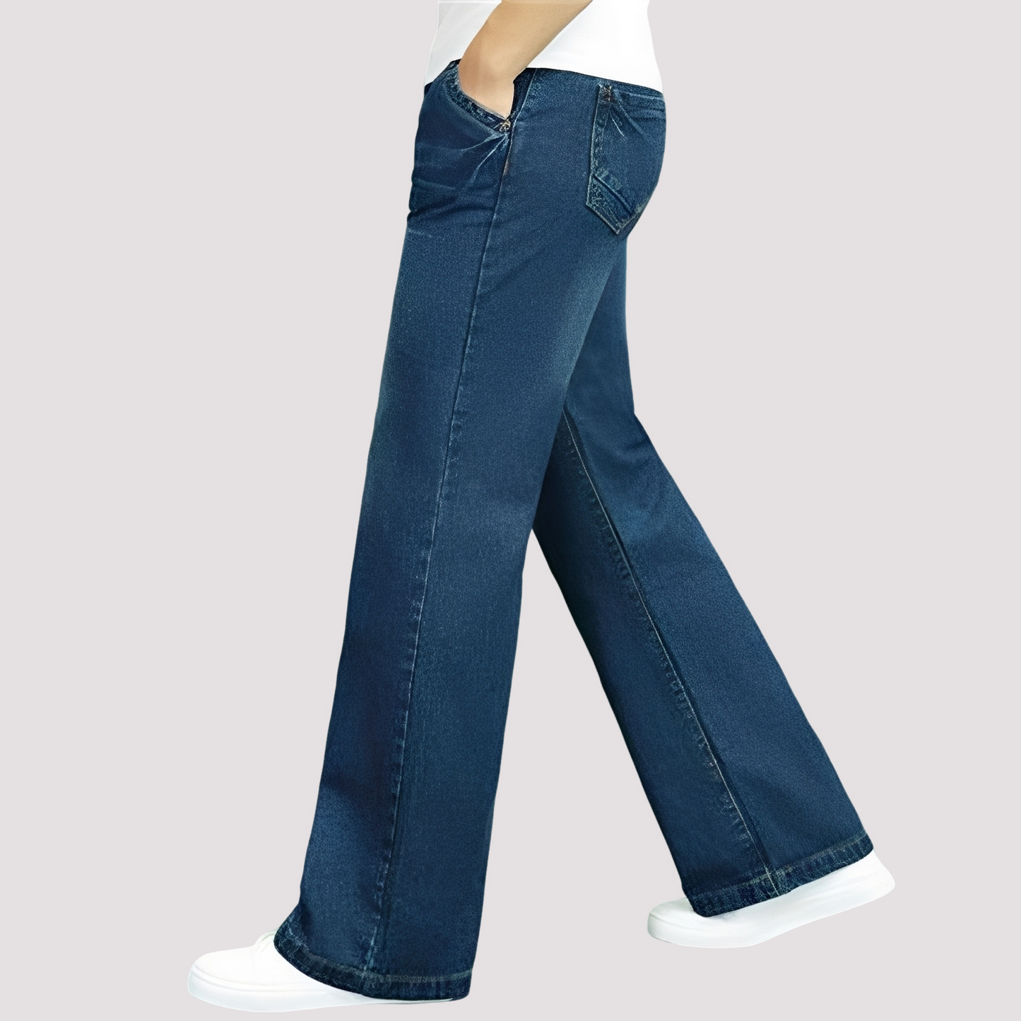 Hazel - Women's straight-cut jeans with flared leg