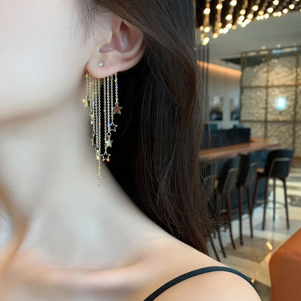 Valerie – Hanging star earrings with fringes
