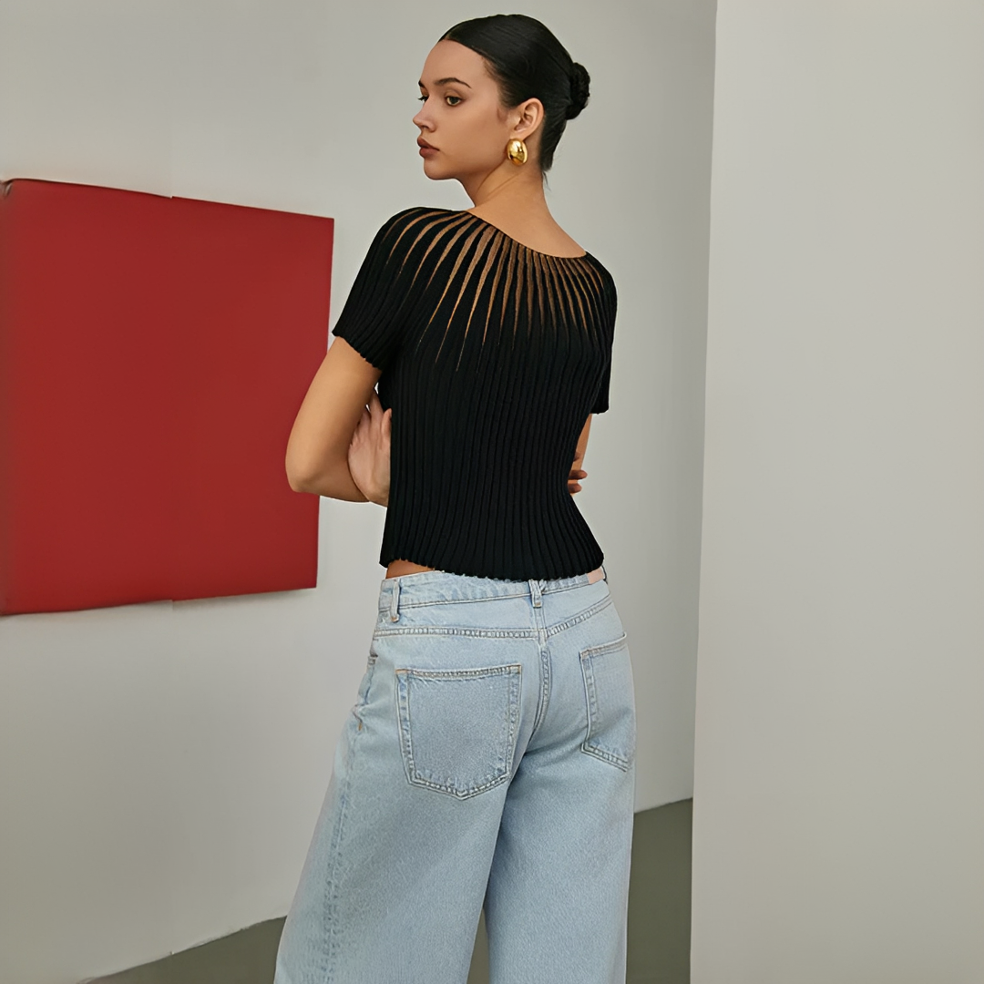Selena - Trendy Short Sleeve Top