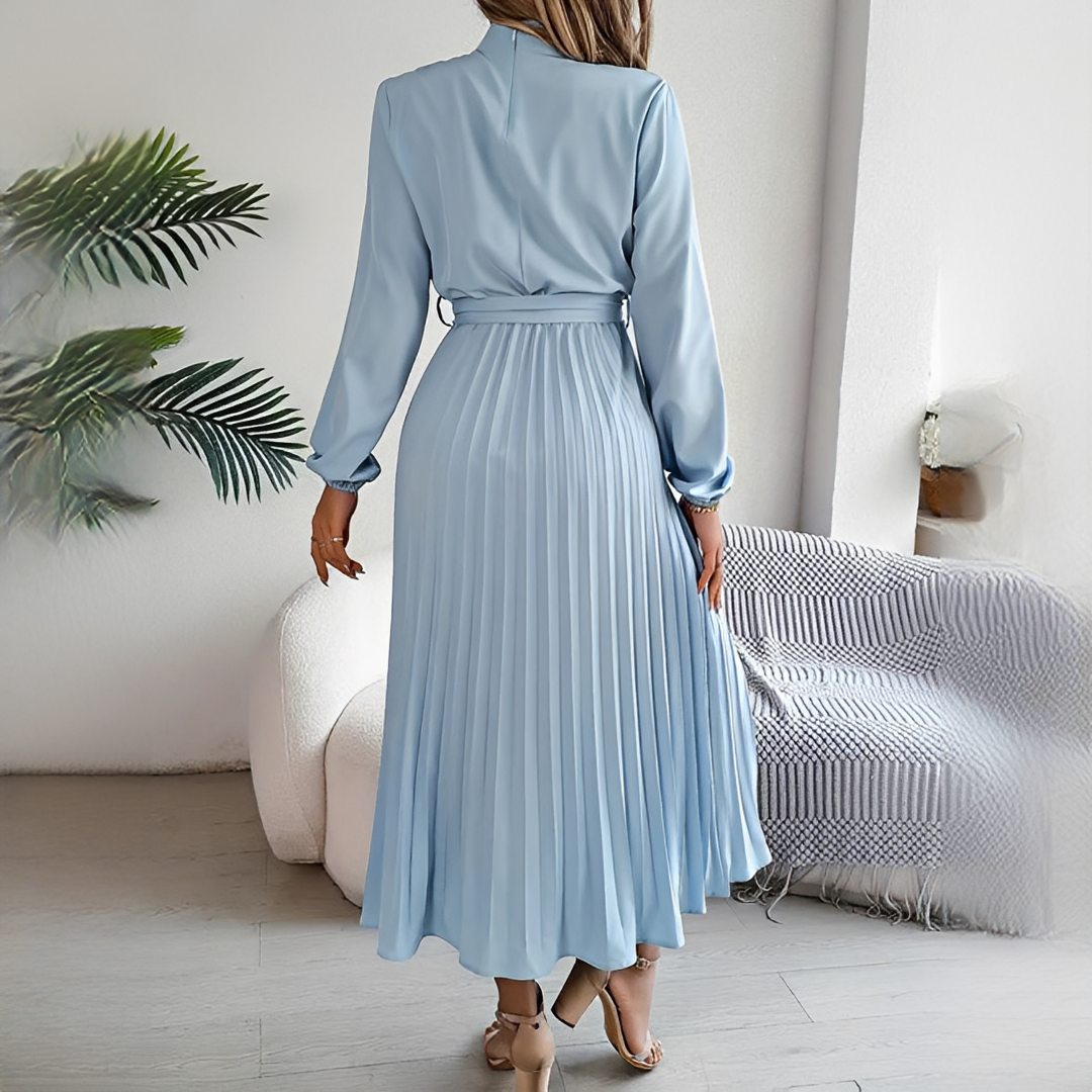 Jessy - Women's pleated dress with long sleeves