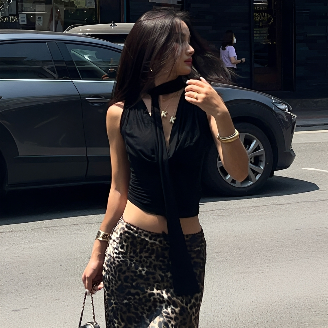 Yvette - Tailored Sleeveless Top