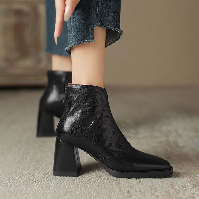 Alissa - Timeless Ankle Boots