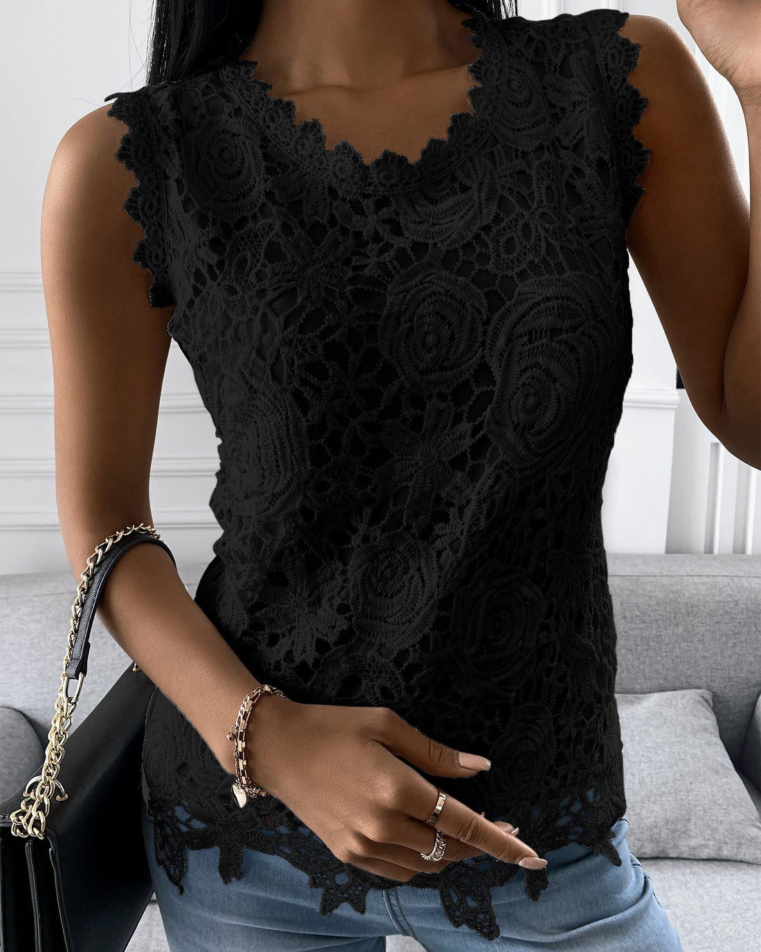 Hennie - Stylish sleeveless tank top for women