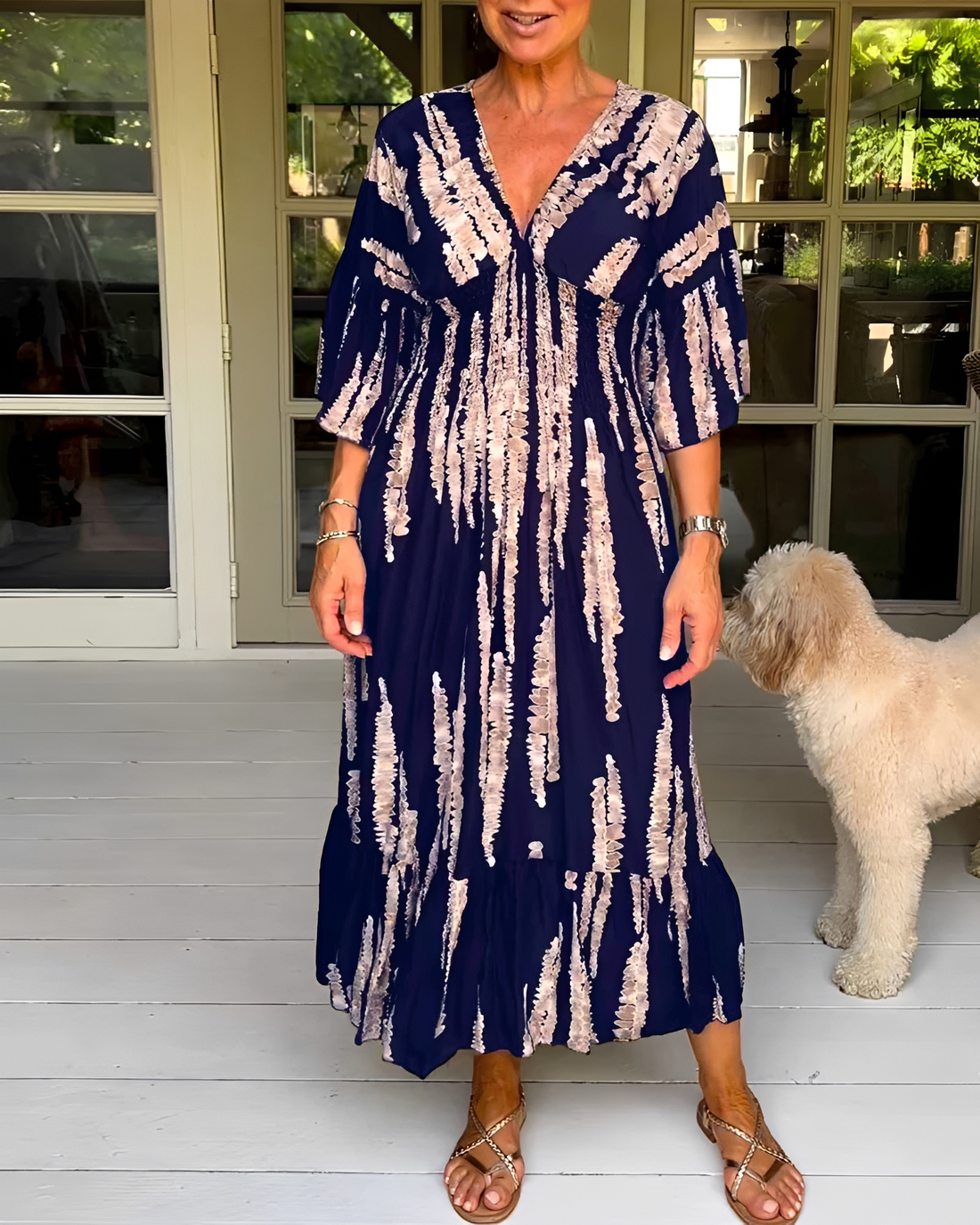 Esperanza - Chic V-Neck Midi Dress
