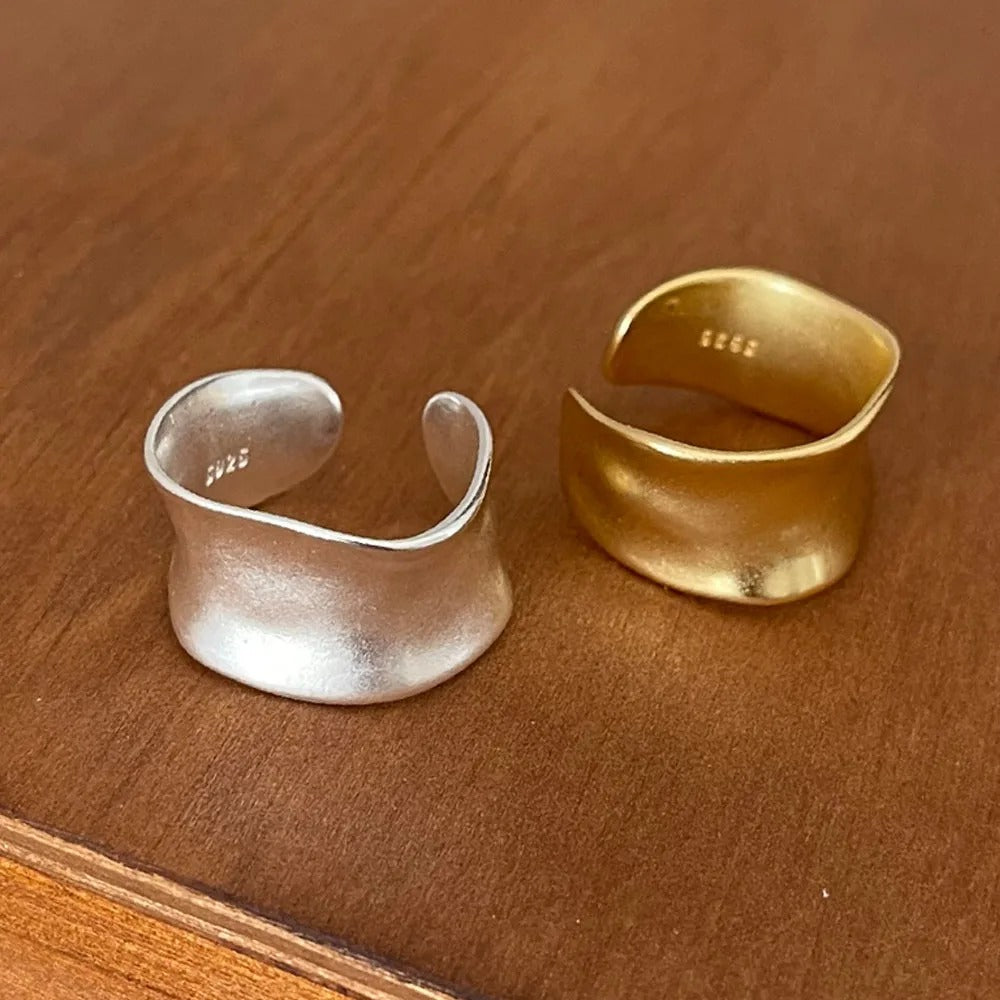 Louna – Irregular Gold and Silver Boho Rings