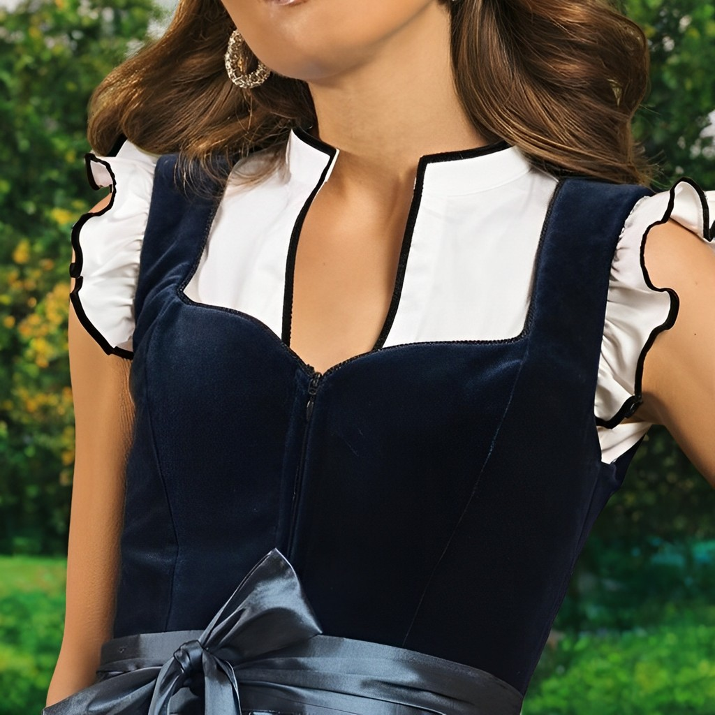 Sharla - Elegant Oktoberfest blouse