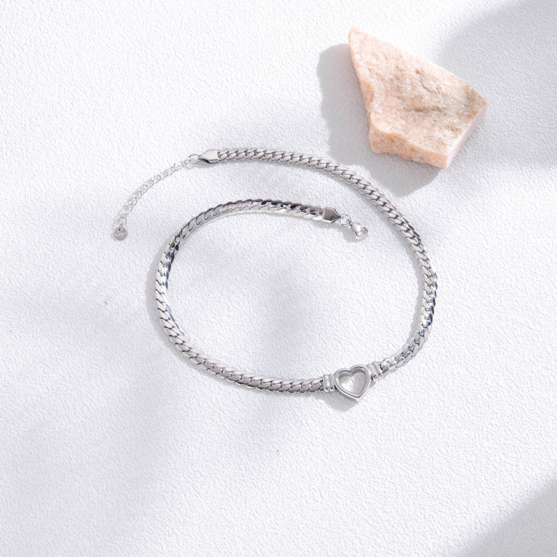 Hollow Heart Gold Bracelet - Open Heart Bracelet