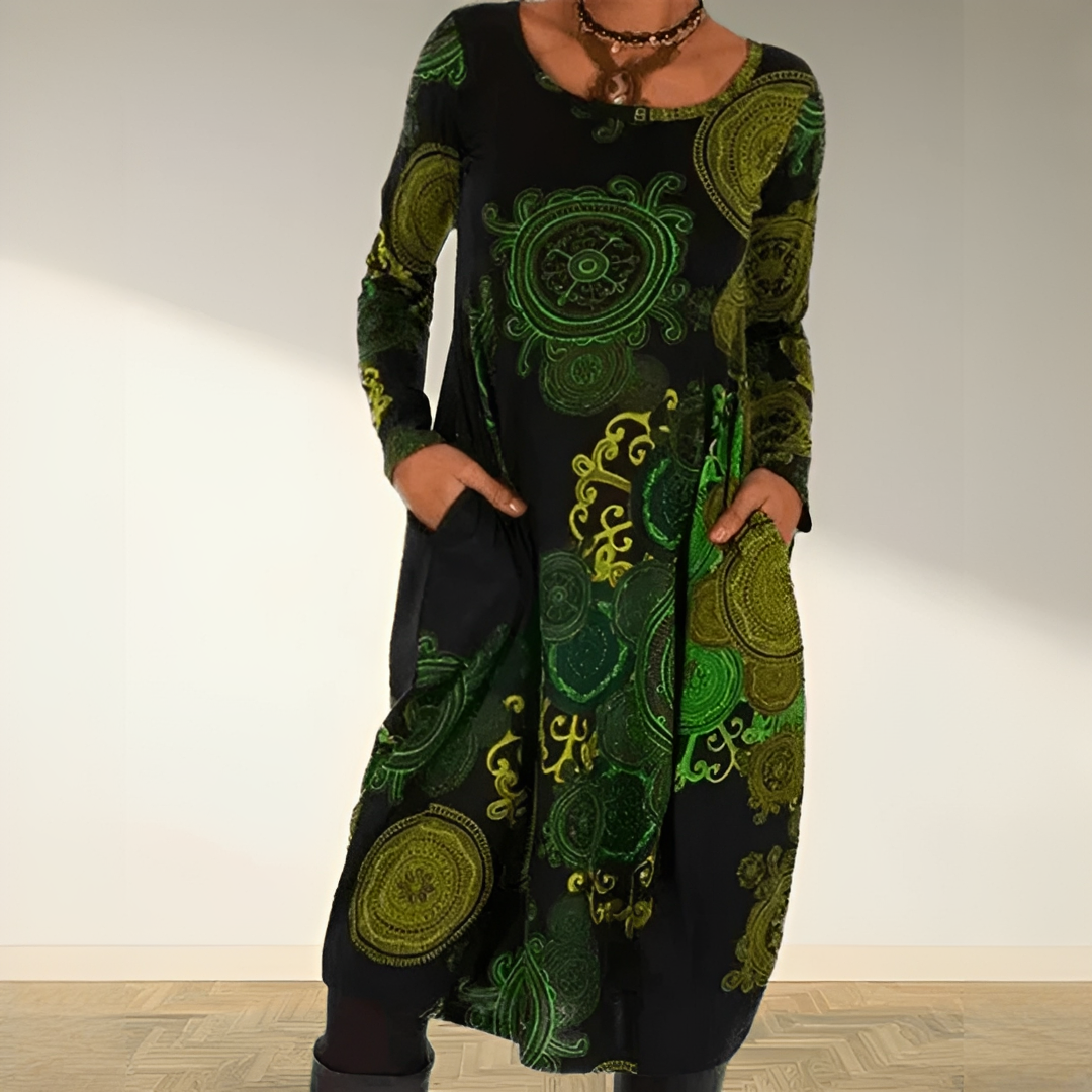 Akami - A women's dress that's both relaxed and sophisticated