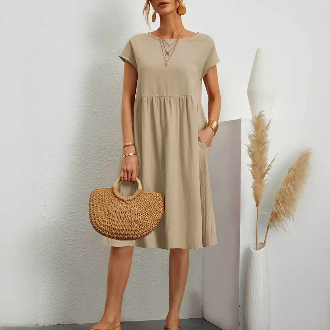 Evalyn - Stylish Midi Dress