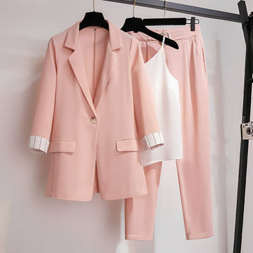 Paula - Stylish three-piece blazer set for women