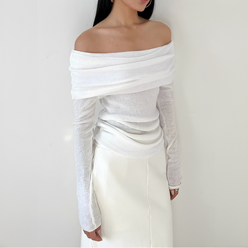Frida - Trendy Off-Shoulder Shirt