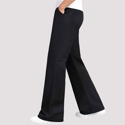 Hazel - Women's straight-cut jeans with flared leg