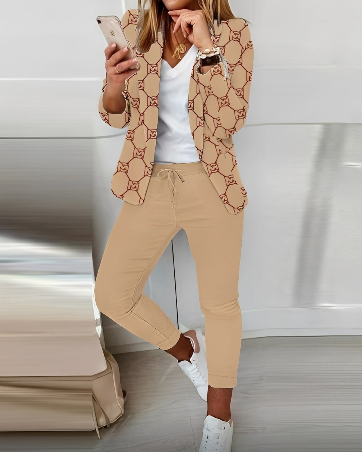 Addie - Stylish two-piece set for women