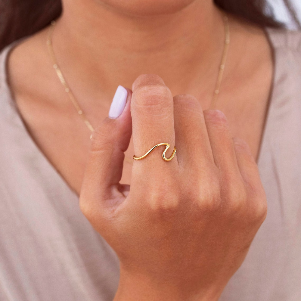 Sea Wave Minimalist Ring - Silver Wave Shaped Ring