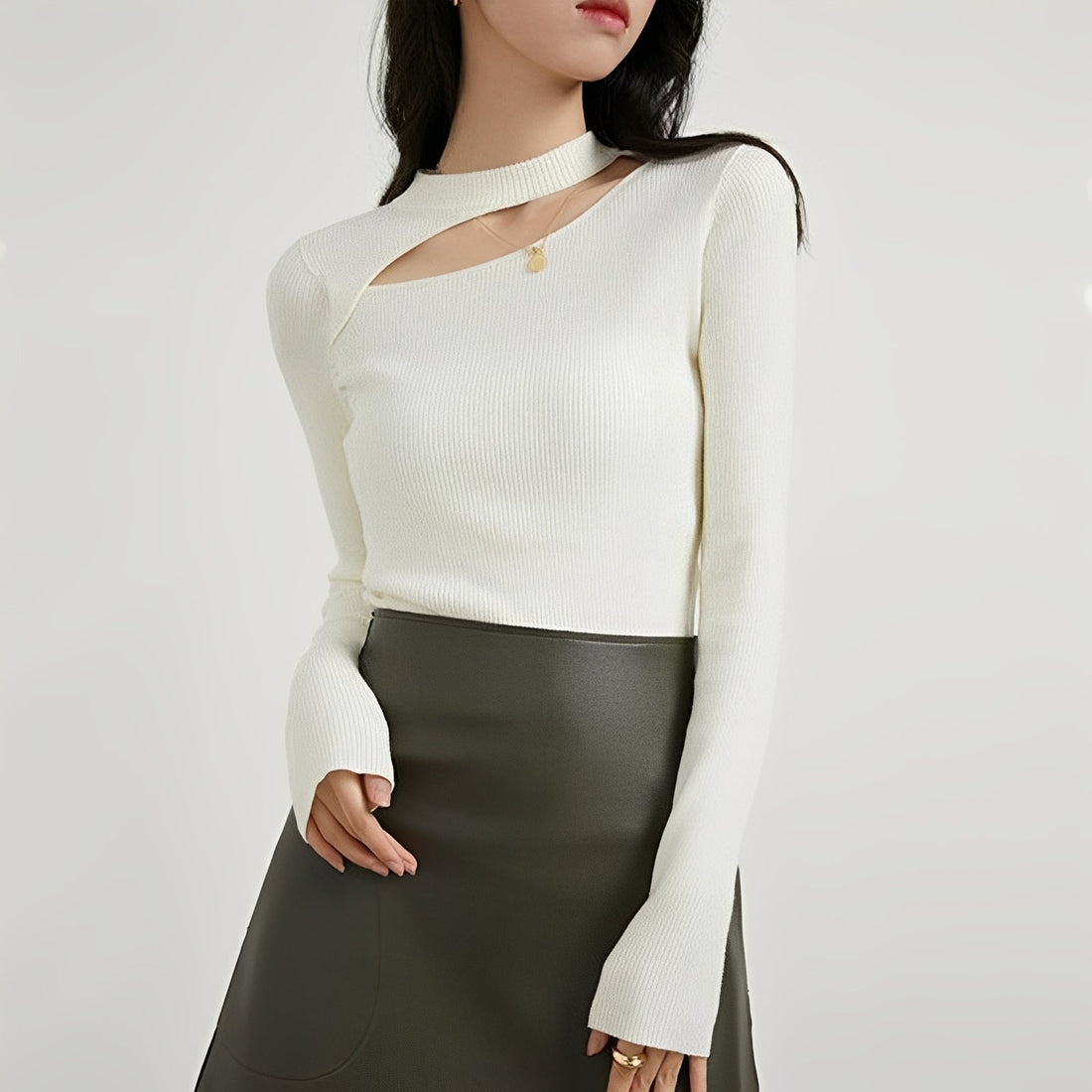 Kiarra - Chic uneven top