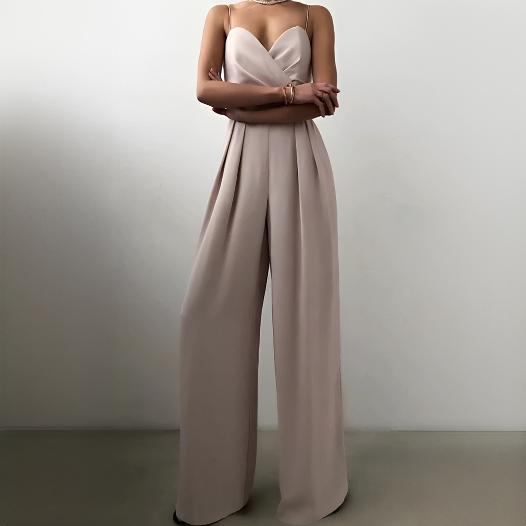 Quinnie - Elegant and chic women's jumpsuit