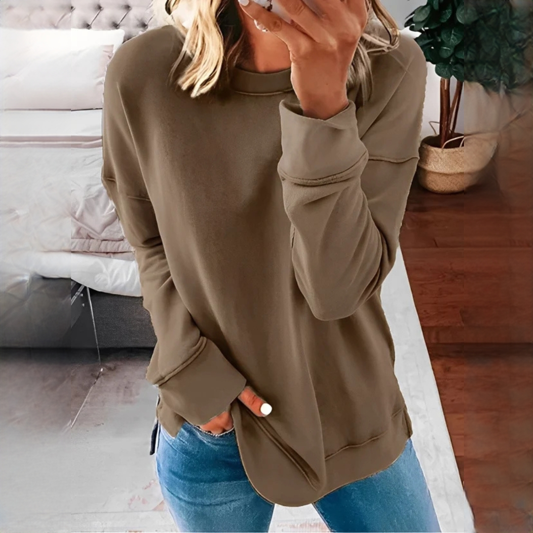 Annalee - Comfortable Sweater