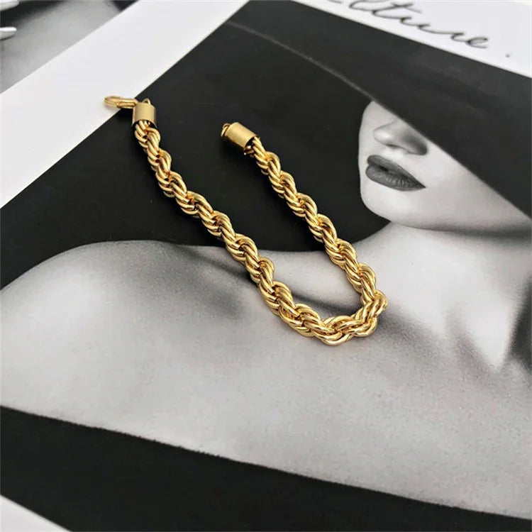Gigi – Elegant golden rope link bracelet