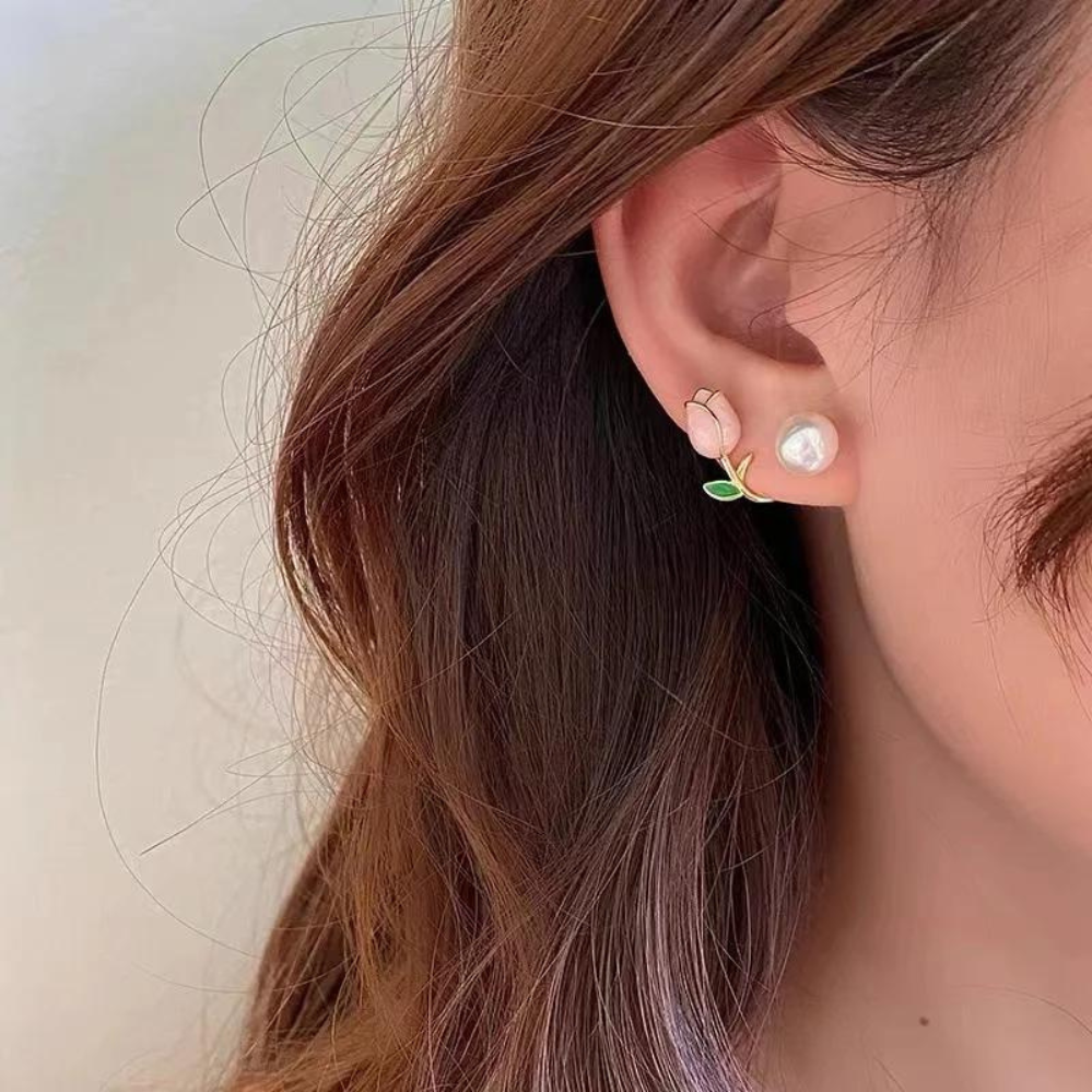 Tulip Pearl Earrings - Violet Flower Pearl Earrings
