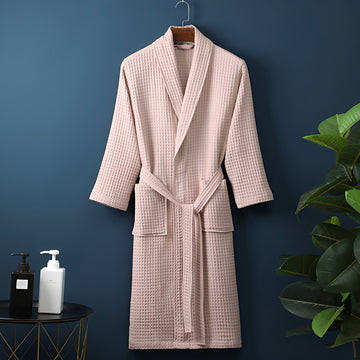 Dunstan - Free male bathrobe for daily relaxation