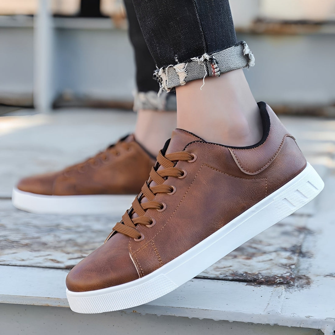 Howell - Everyday Flat Sneakers